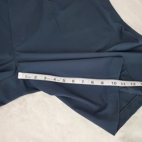 Men's Nike Golf Pleated Shorts Size 42 Navy Sports Athletic Fit Dry - Picture 5 of 12